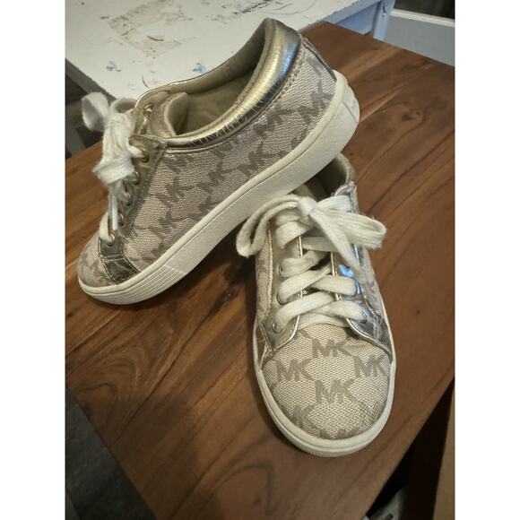 Michael Kors Girls Ivy Nettle Camel Gold MK Logo Lace Sneakers Sz 12 Kids Shoes - Picture 1 of 9